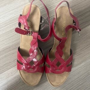 Aerosoles Women's Red wedge Sandals